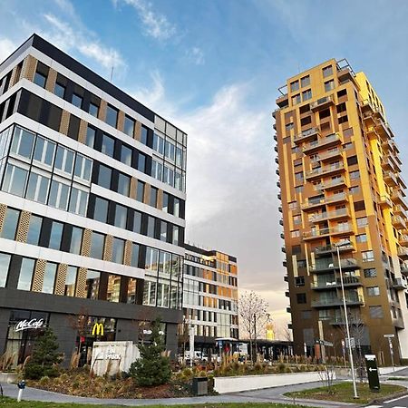 Ein Park Apartment With Free Parking Pressburg Exterior foto